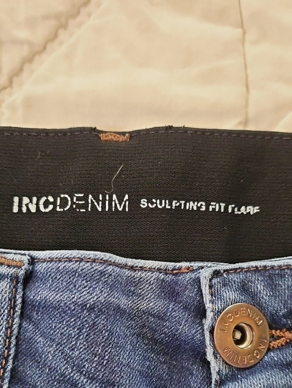 INC Jeans- Tall Sculptured Fit Flare w/ Comfort Waistband Size 8/29 - Picture 6 of 8